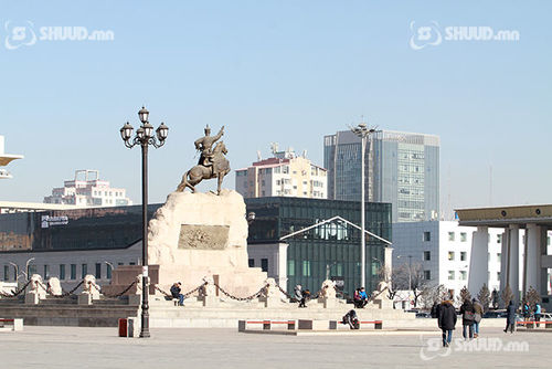 Дорноговь аймгийн Даланжаргалан сумын малчид жагсана